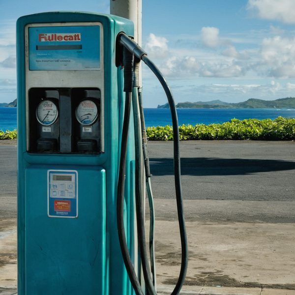 Illustrative image related to Luxon Says No Immediate Fuel Disruption Risk for Pacific Islands Forum Travel, Contingency Plans in Place.